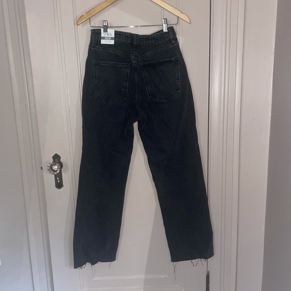 NWT ZARA High Rise Straight Leg Jeans - Picture 4 of 10